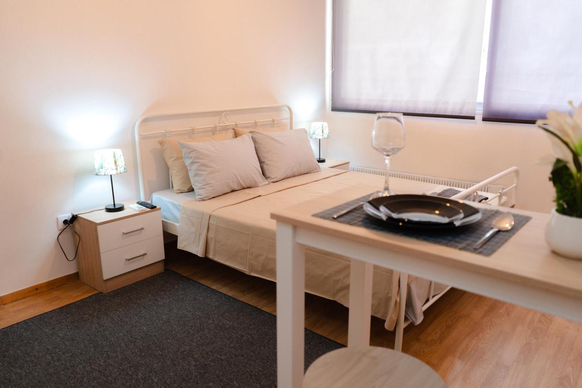 Urban Deluxe Apartments Ad Thessaloniki Exterior photo